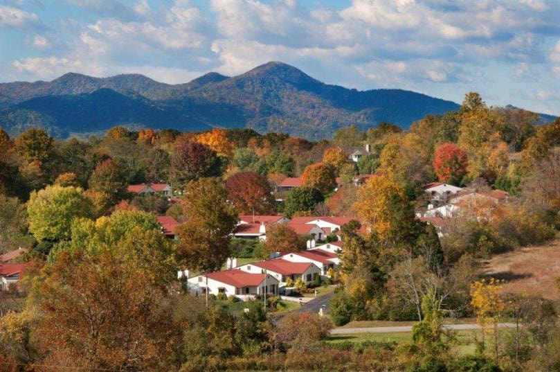 Transitioning to an independent living community such as Pisgah Valley CCRC.